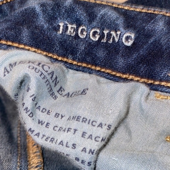 American Eagle Dark Wash Jegging - Picture 4 of 6